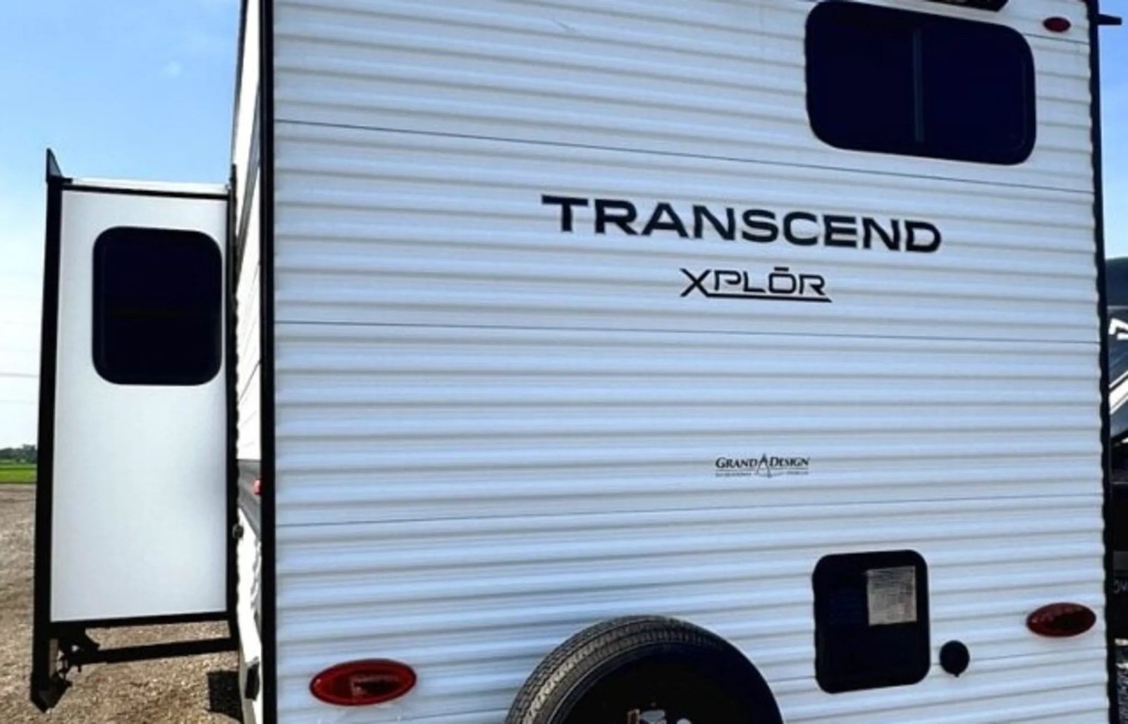 2026 grand design transcend xplor 26bhx back view