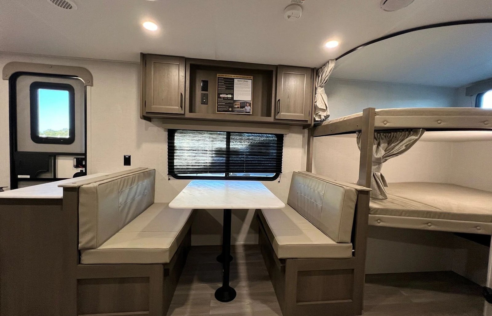 2026 grand design transcend xplor 26bhx interior table view