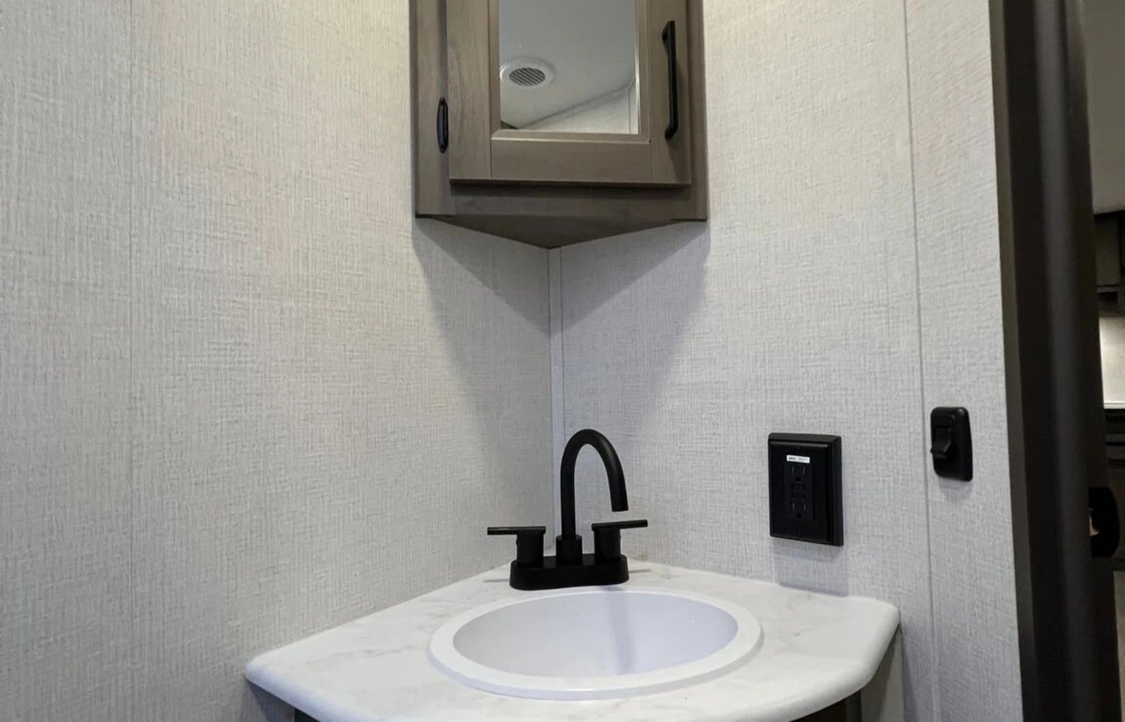 2026 grand design transcend xplor 26bhx interior toilet sink view