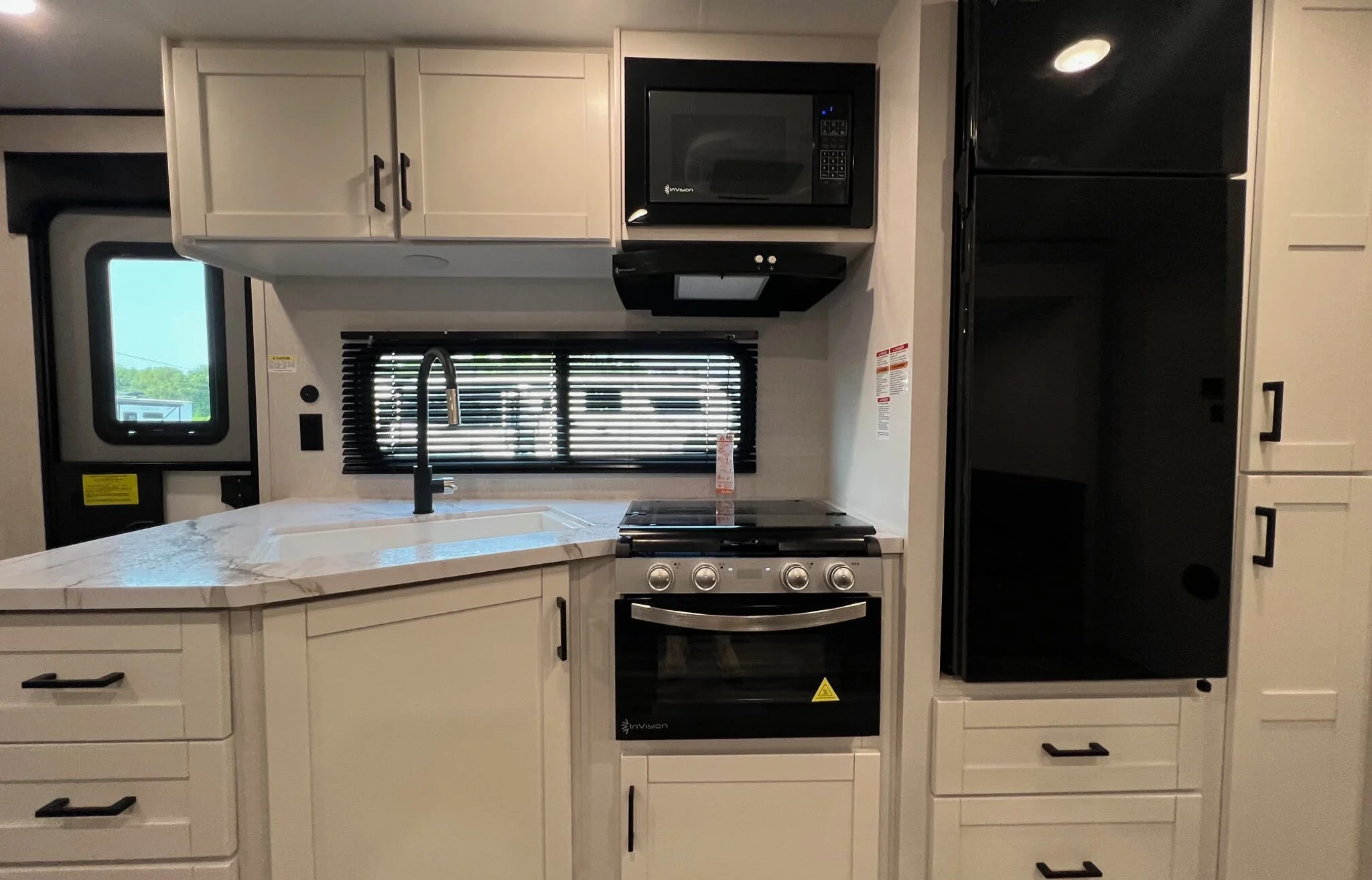 2026 Jayco Jay Flight SLX 321BDS Interiror full kitchen view