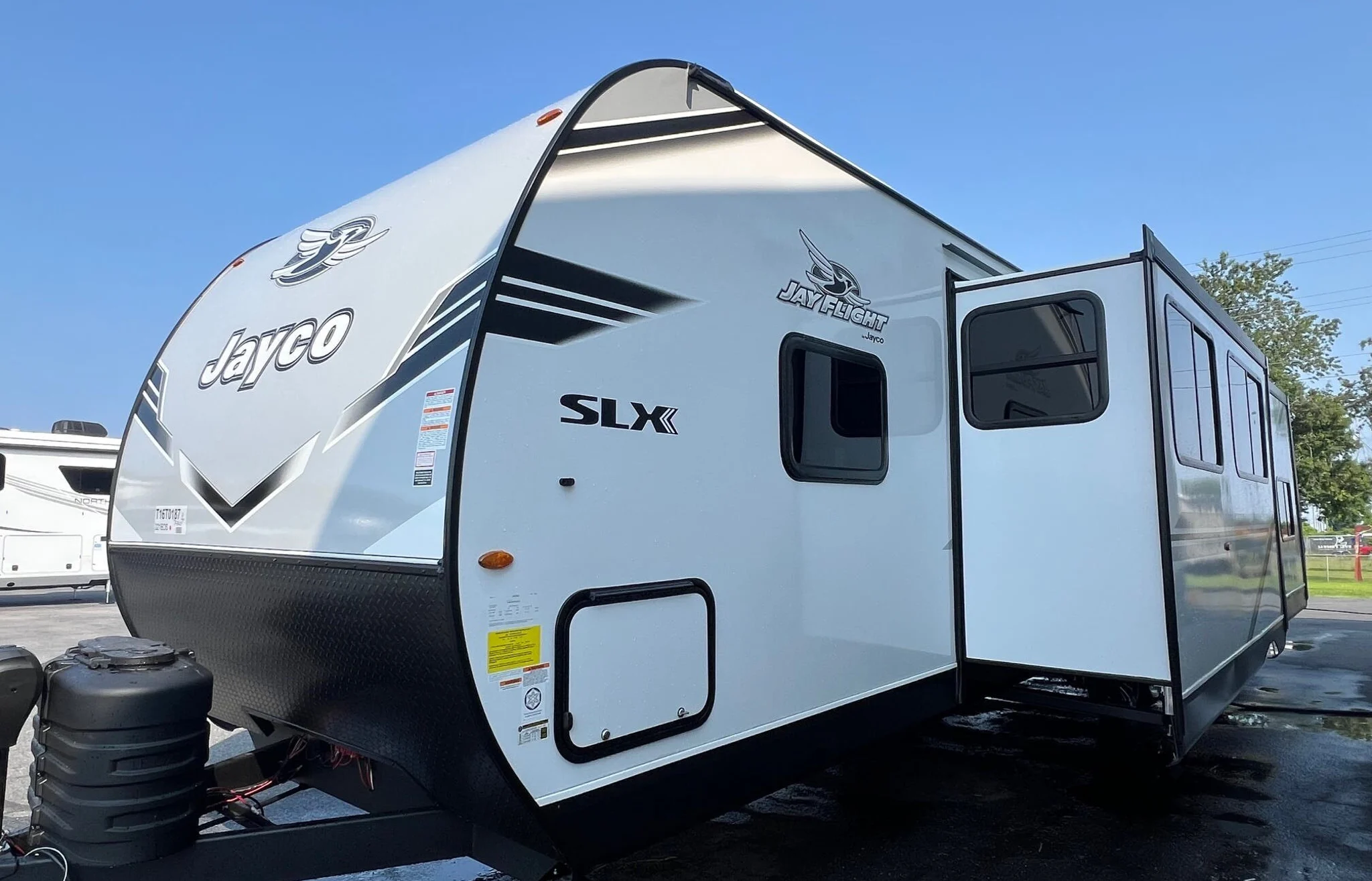 2026 Jayco Jay Flight SLX 321BDS exterior view